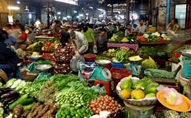 Продуктовый рынок в Камбодже