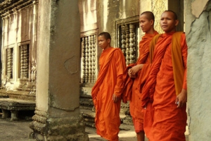 Монахи в Камбодже и их быт