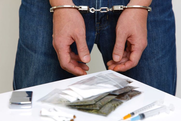 На Пхукете по наркотическим статьям полиция задержала 16 человек