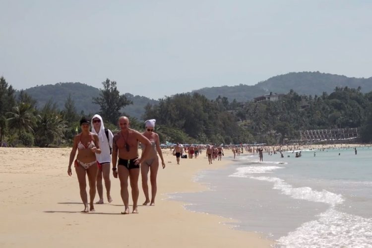Туристов обяжут отчитаться о местоположении еще до въезда в Таиланд