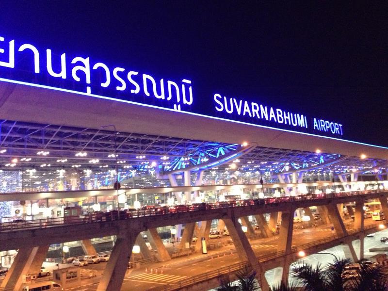 Паника в Suvarnabhumi из-за бомбы на борту