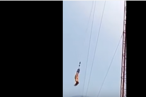 Голые прыжки с тарзанки в Таиланде