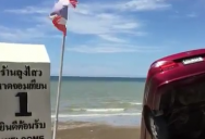 Машина улетела в море в Паттайе