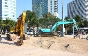 Масштабные работы по восстановлению пляжа