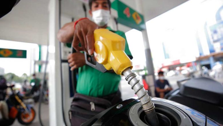 Цены на бензин в Камбодже стандартного класса снизились до 5250 риелей, дизель остался на прежнем уровне