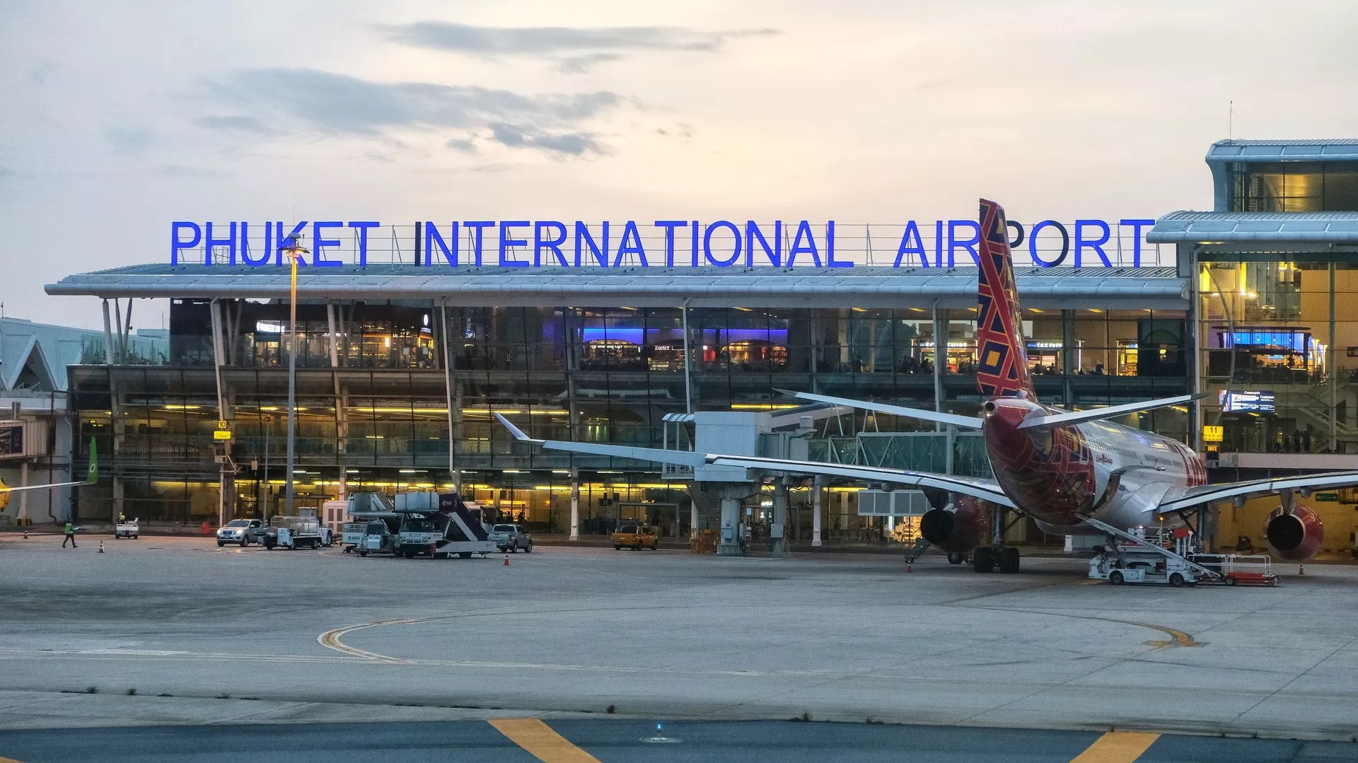 Таиланд увеличит пропускную способность аэропорта на острове Пхукет
