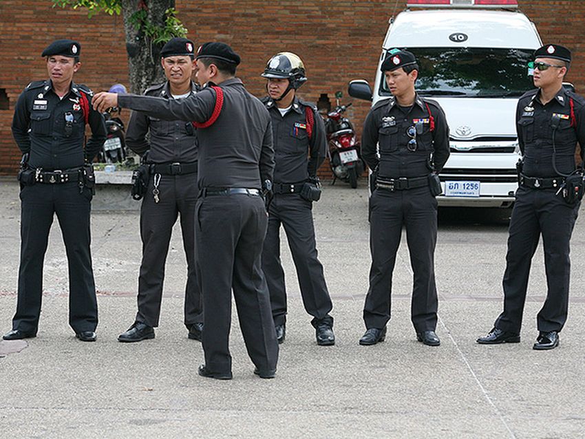 Полиция разыскивает владельца бара в Патонге по делу об убийстве