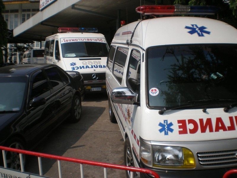 После аварии на холме в Патонге два человека находятся в тяжелом состоянии