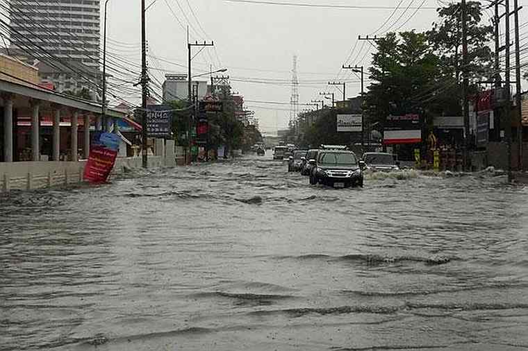 Паттайя очутилась под водой