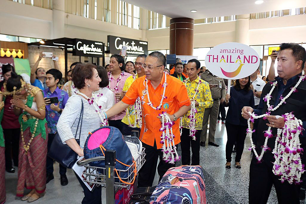 432 туриста из России прибыли на юг Таиланда новым авиарейсом Новосибирск-Сураттхани
