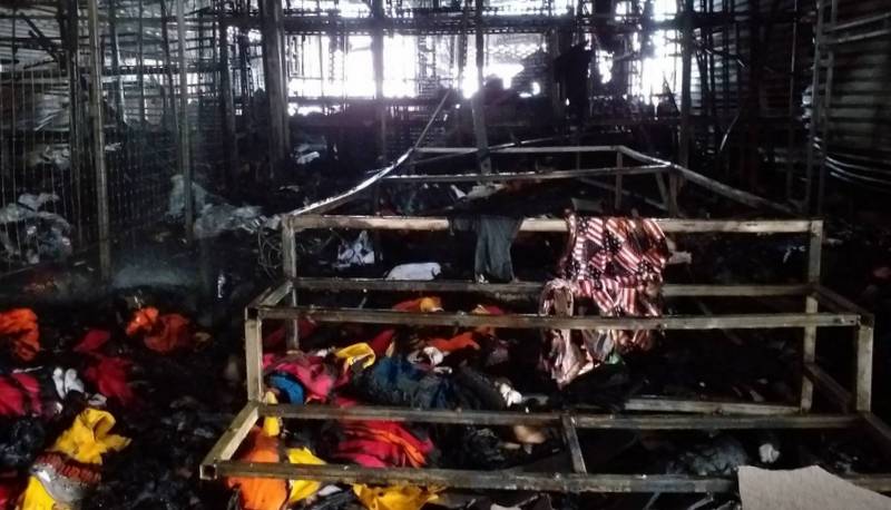 12 магазинов сгорели сегодня ночью в Патонге