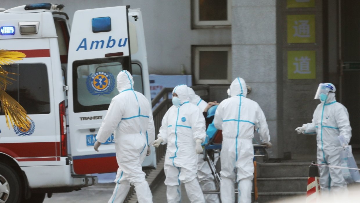 На Пхукете госпитализированы четыре человека с подозрением на новый китайский вирус