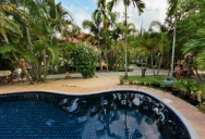 Micks Bar Restaurant and Resort. Diving Pool Koh Samui