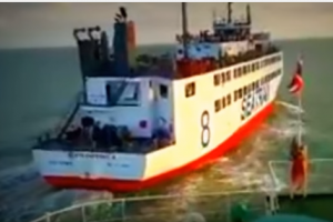 Капитанов пассажирских судов лишили лицензий за гонку в Сиамском заливе
