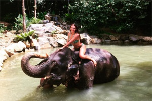 Эвелина Бледанс отдыхает в Таиланде