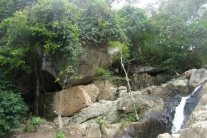 Водопад на Пангане