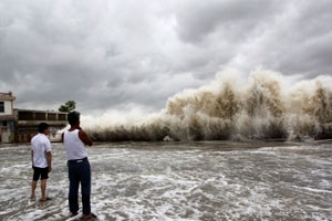 Очередной тайфун «обещает» не трогать туристические районы Таиланда