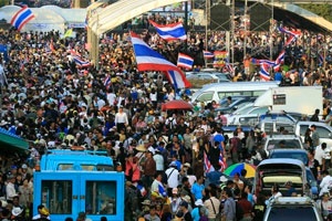 Тайская оппозиция решила прекратить блокаду Бангкока