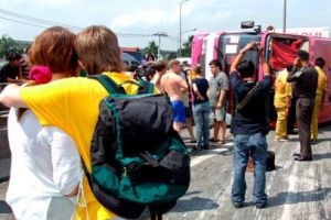 В Таиланде перевернулся автобус с российскими туристами, погиб один человек