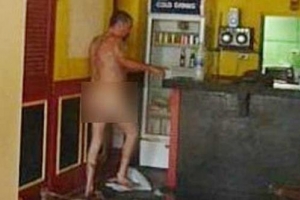 Frenchman in Samui goes crazy after wife abandons him