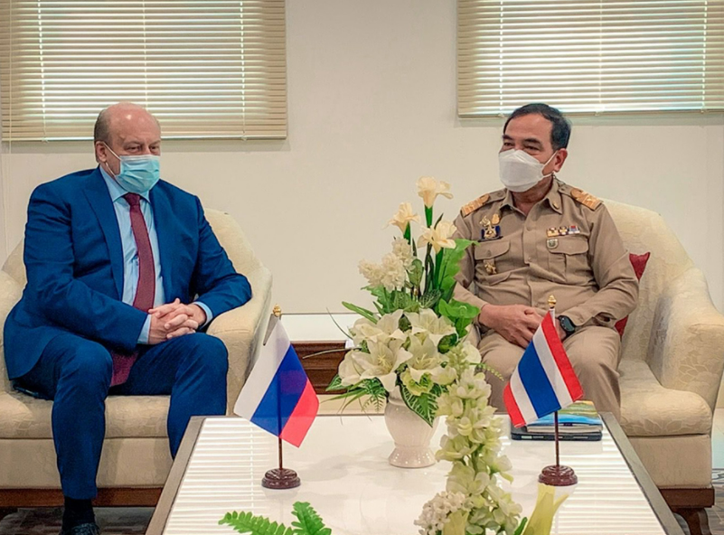 Посол России в Таиланде Евгений Томихин ответил на вопросы журналистов в Таиланде