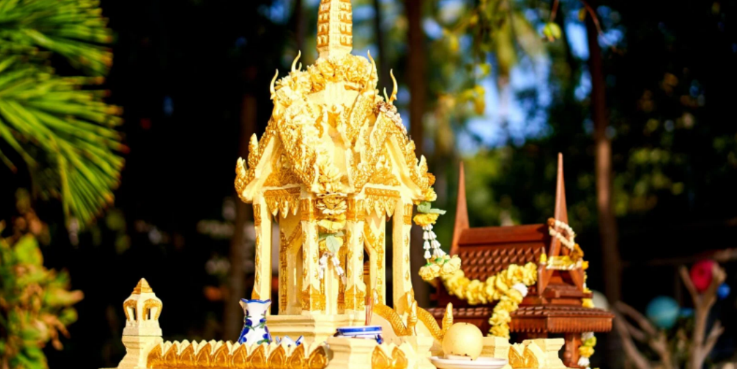Что нужно знать о домах тайских духов