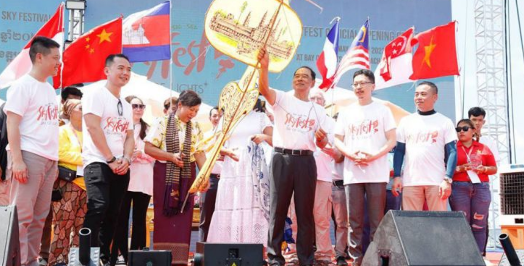 В Камбодже проходит первое международное мероприятие по запуску воздушных змеев
