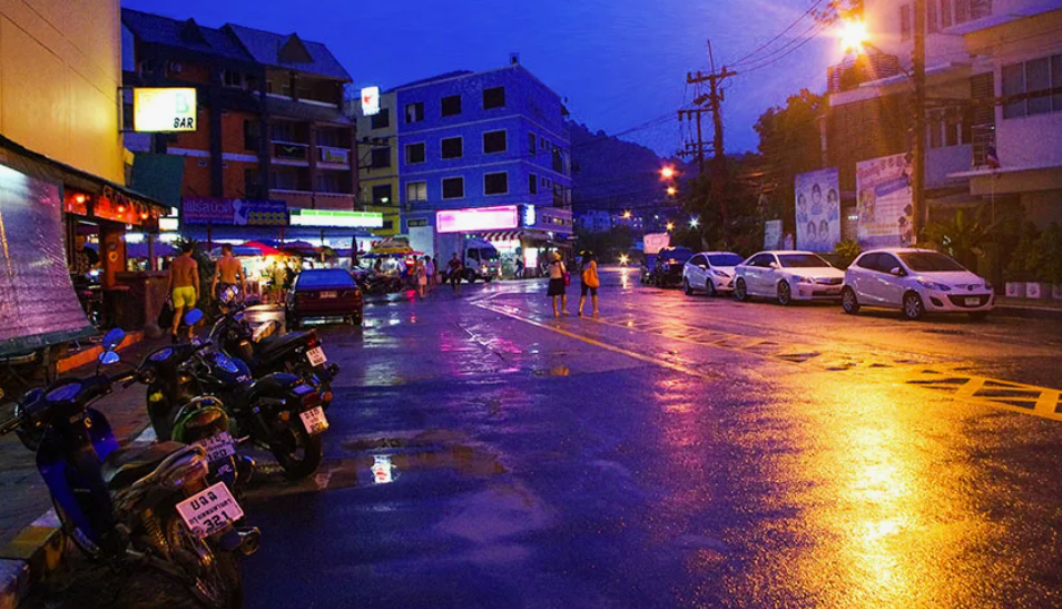 Полицейский участок тамбона Чернг-Талей выпустил напоминание штрафах за уличные гоноки