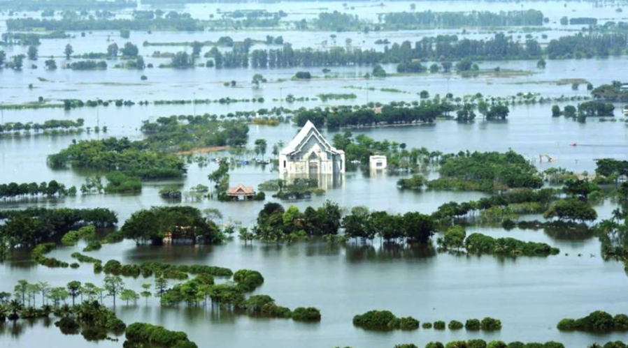 При наводнениях в Таиланде пострадали около 50 тысяч человек