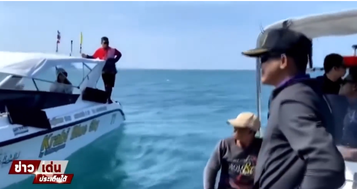 Тайский лодочник пропал в море после столкновения двух лонгтейлов