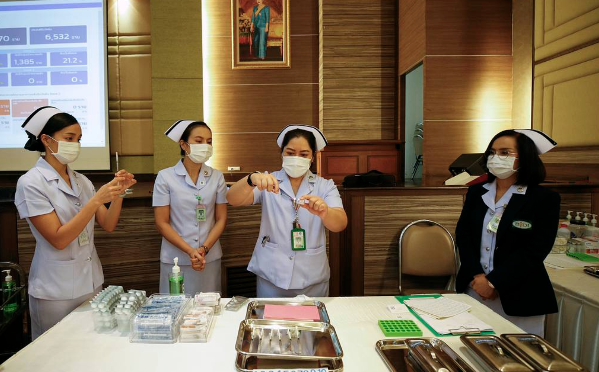 Власти Таиланда отложили начало вакцинации от коронавируса препаратом AstraZeneca