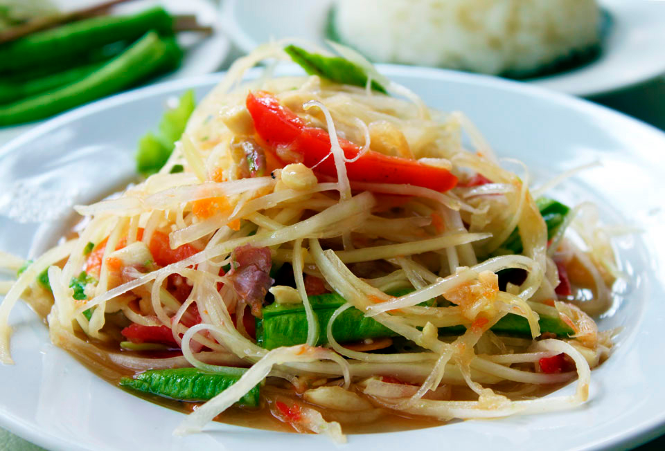 Тайский салат Сом Там в десятке лучших мировых блюд