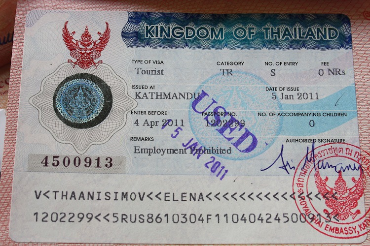 Посольство РФ прорабатывает вопрос продления сроков пребывания россиян в Таиланде