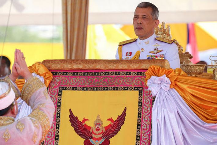Тайские больницы получили от короля Рамы Х более 2,4 млрд бат пожертвований