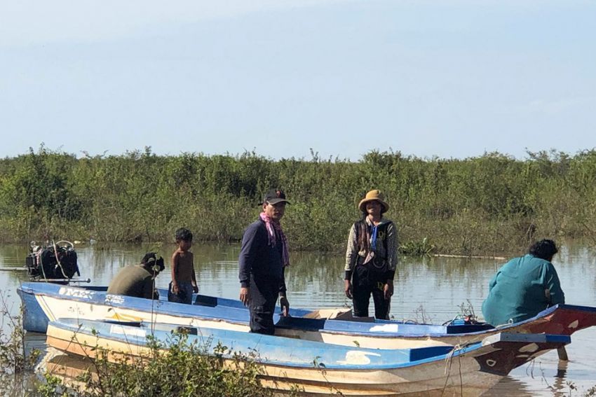 Браконьерство на озере Тонлесап обходится правительству в 10 000 долларов в день