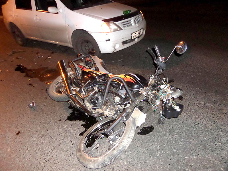 В ДТП с участием мотоцикла и авто на Пхукете пострадали двое голландцев