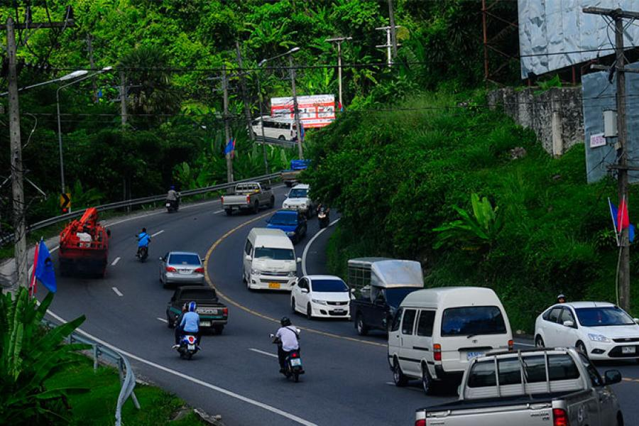 Власти Пхукета требуют повышения безопасности на ремонтируемой трассе Чалонг-Ката
