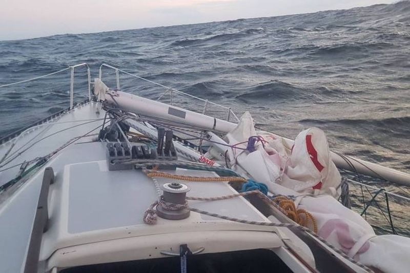 Выяснены обстоятельства брошенной у берегов Индонезии яхты и судьба ее хозяина