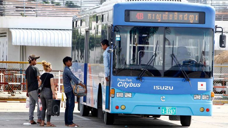 Муниципальная администрация Пномпеня готовит 175 общественных городских автобусов