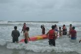 Some really dumb people who went out kayaking off Lonely beach yesterday and nearly drowned.