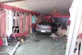 Phuket: Toyota drove to the store "Pumpui Apple Shop"