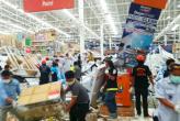 Phuket Shopper, Daughter Injured as Retail Stands Collapse Like Dominoes Inside HomeWorks