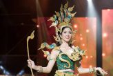 Участницы конкурса «Мисс Гранд Таиланд» в очередной раз удивили публику своими костюмами. В это воскресенье 77 девушек из 77 провинций Таиланда соревновались за звание первой красавицы Королевства
