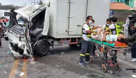 Около полудня 25 апреля в результате столкновения минивэна и грузового автомобиля в Чалонге пострадали восемь человек, включая четырехлетнего ребенка