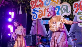 Ярмарку в Раваи открыл мэр района Арун Солос. К нему в первый день мероприятия присоединились и другие официальные лица высшего эшелона местной власти