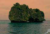 Island hopping on the Bunmee 2 dive boat (Krabi, THailand) by  Jrbazil Videography