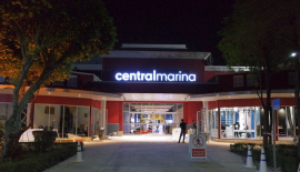 Торговый комплекс Central Marina был открыт после реновации 19 декабря 2016 года, на Second Road в Северной Паттайе