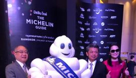 Пхукетский ресторан PRU получил одну звезду в свежей версии ресторанного гида Michelin Bangkok 2019, куда вошли заведения не только Бангкока, но также провинций Пхукет и Пханг-Нга. Всего в гиде упомянуты 38 пхукетских заведений