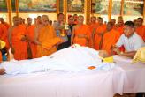 Церемония прощания с монахом