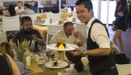 «Виски и сигары», событие из разряда «посетить обязательно» состоялось 12 мая в Pullman Pattaya Hotel G. Сопровождением легендарного алкоголя на вечеринке в Pullman Pattaya Hotel G стали нежные и изысканные блюда из бангкокского ресторана «Сабрина»